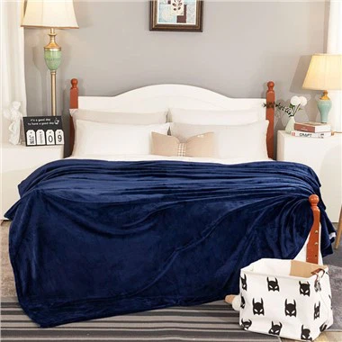 उभरा हुआ मूंगा ऊनी कंबल